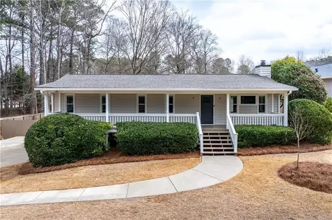 2909 Brett Cir NW, Acworth, GA 30101