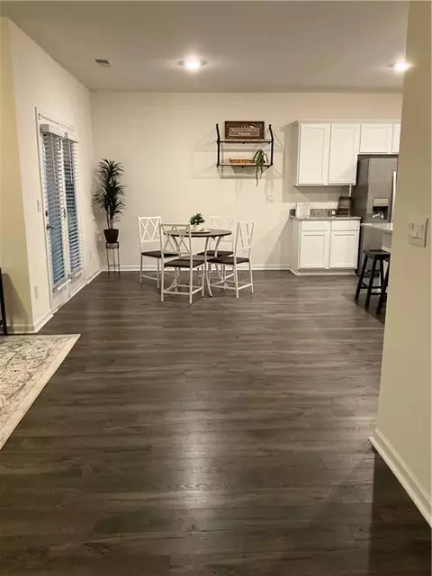 Dining - 2237 Pelham Pass, Dacula, GA 30019 photo 2 of 3