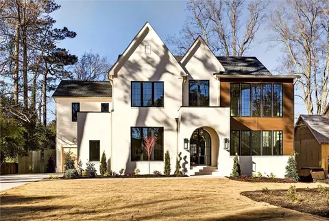 428 Carolwood Ln, Atlanta, GA 30342