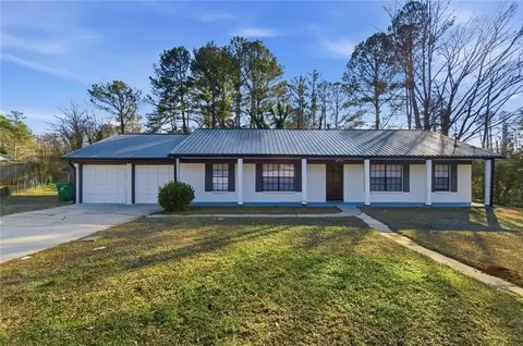 1999 Sewing Cir, Lithonia, GA 30058