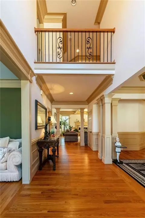 2060 Vicarage Ln, Snellville, GA 30078