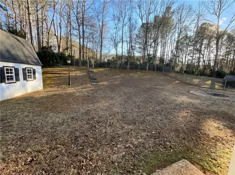 Exterior - 130 Glenwood Ct, Hampton, GA 30228 photo 2 of 5