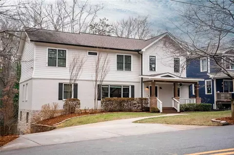 577 Hemlock Cir SE, Atlanta, GA 30316