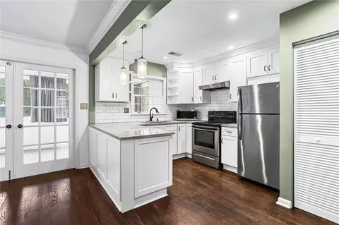 144 Woodmere Sq NW, Atlanta, GA 30327