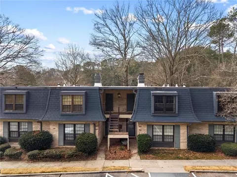 144 Woodmere Sq NW, Atlanta, GA 30327
