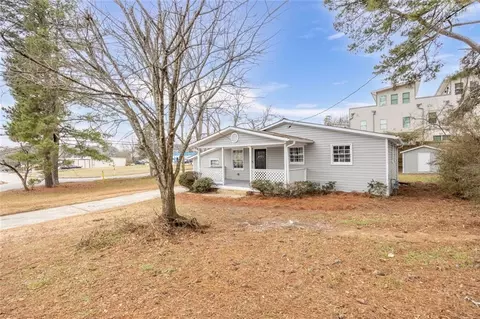 1651 Donna Lynn Dr, Smyrna, GA 30080
