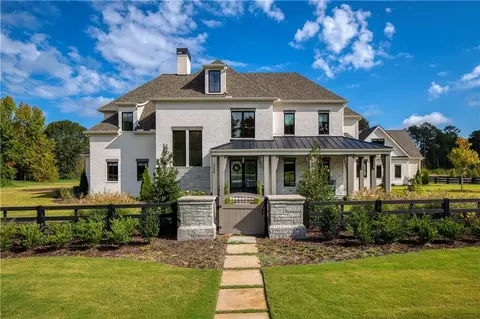 180 Heatherton Ln, Milton, GA 30009