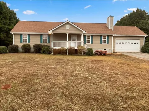 241 Four Points Rd, Jackson, GA 30233
