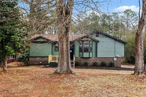 3258 Jessica Dr, Douglasville, GA 30135