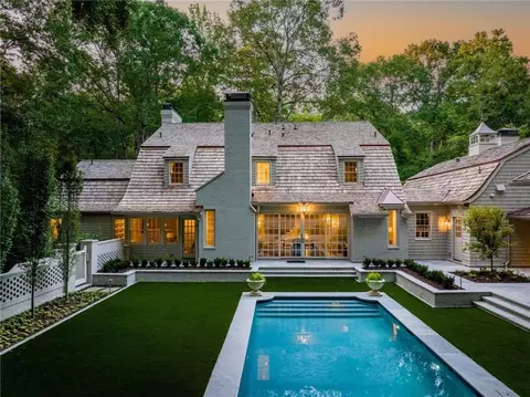 3990 Paces Ferry Rd NW, Atlanta, GA 30327