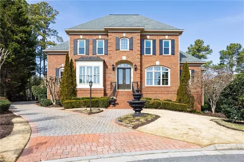 902 Saint Lyonn Cts, Marietta, GA 30068