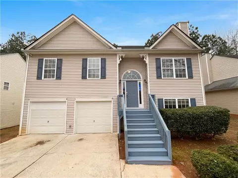 6584 Snowbird Ln, Douglasville, GA 30134