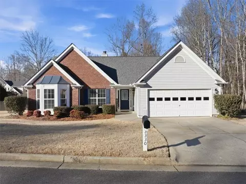 3330 Freedom Lndg, Kennesaw, GA 30144