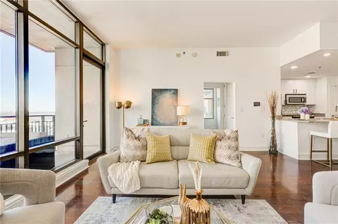 565 Peachtree St NE #1101, Atlanta, GA 30308