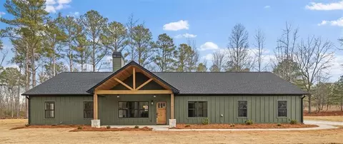 415 Lively Rd, Waco, GA 30182