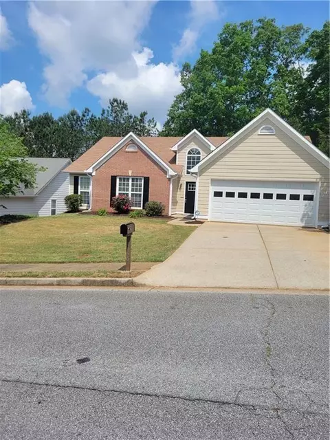 1150 Hillary Ln, Lawrenceville, GA 30043