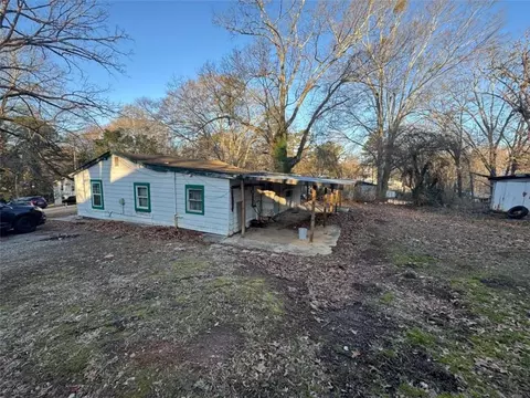 Exterior - 2180 Spring Rd, Gainesville, GA 30504 photo 2 of 3