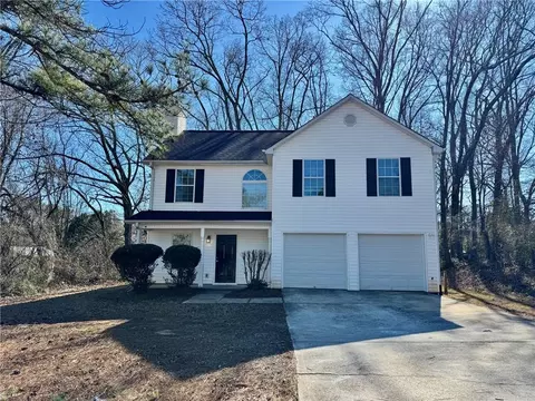 35 Rolling Ridge Dr, Covington, GA 30016