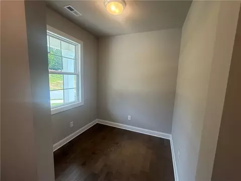 315 Lakeside Ct, Canton, GA 30114 photo 3
