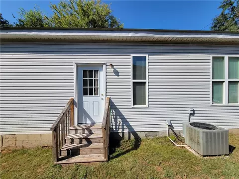 11 Spruce St, Porterdale, GA 30014 photo 16