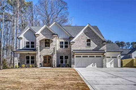 922 Cooper Rd, Grayson, GA 30017