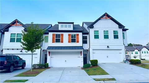 402 Auburn Valley Way, Auburn, GA 30011
