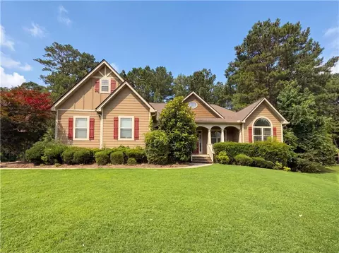 212 Westwind Dr, Newnan, GA 30263