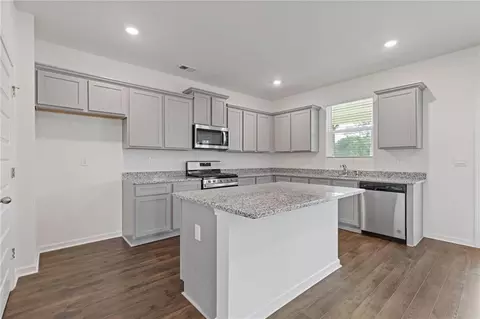 Kitchen - 294 Ralph Still Rd, Dacula, GA 30019 photo 1 of 4