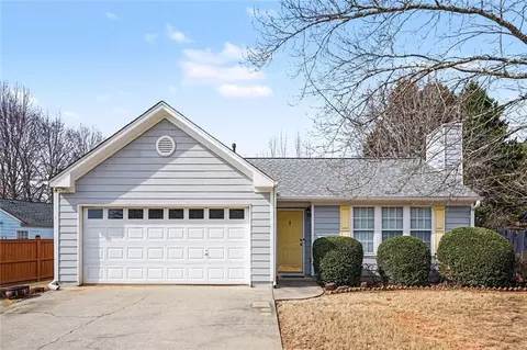 220 Hayward Ln, Lawrenceville, GA 30044