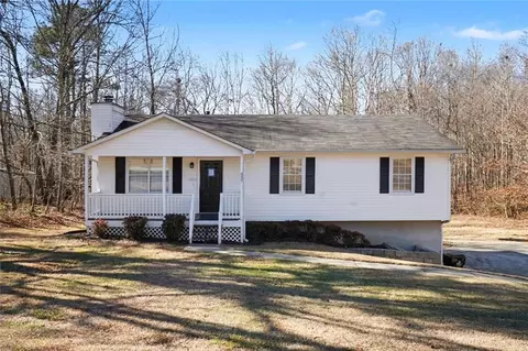 557 Davis Mill Dr, Dallas, GA 30157
