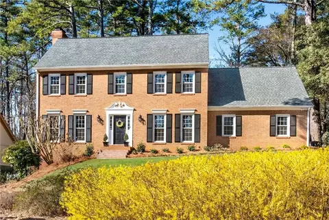 4822 Hampton Lake Dr, Marietta, GA 30068