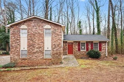 126 W Jousters Ln NW, Lawrenceville, GA 30044