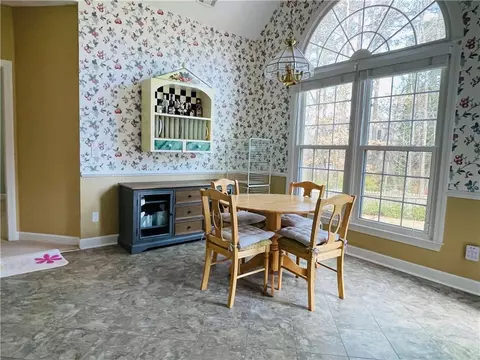 Dining - 909 Biscayne Way, Suwanee, GA 30024 photo 3 of 4