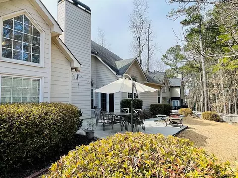 Exterior - 909 Biscayne Way, Suwanee, GA 30024 photo 9 of 9