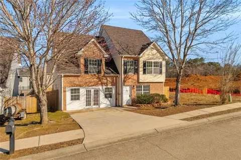 433 Pearl St, Locust Grove, GA 30248