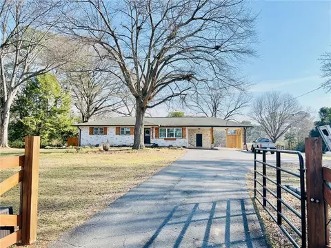 945 Jones Mill Rd, Cartersville, GA 30120