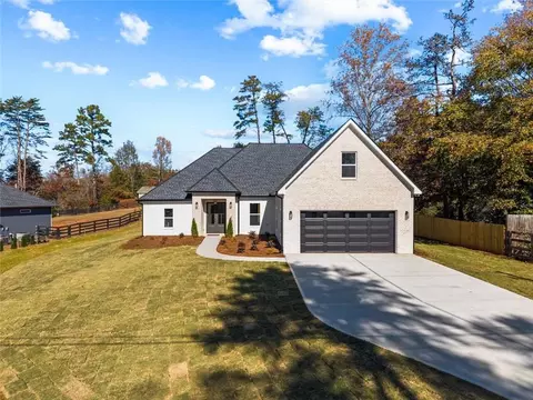 3715 Cameron Cir, Gainesville, GA 30506