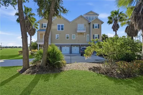 114 Riverfront Cir, Saint Marys, GA 31558