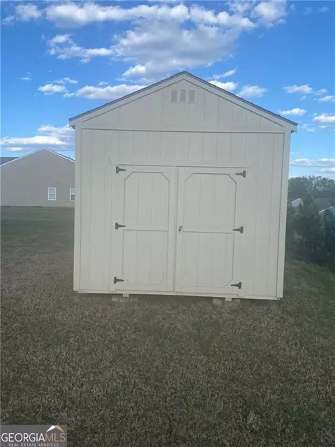 1064 Coldwater Dr, Griffin, GA 30224