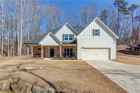 2918 Holders Siding Rd, Jefferson, GA 30549