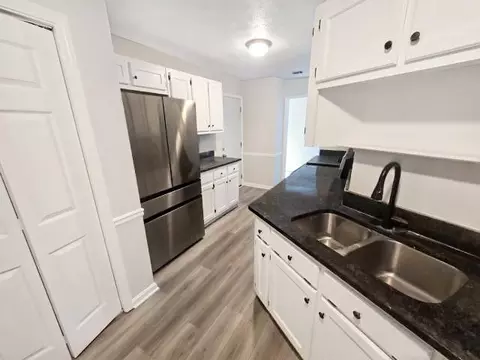 800 Mills Dr, Covington, GA 30016 photo 6