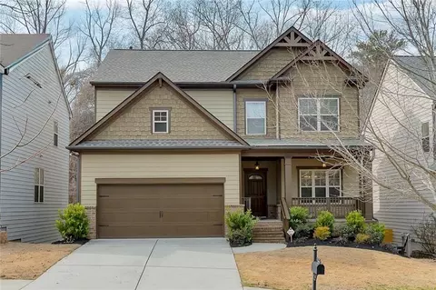 5016 Maplecliff Dr, Sugar Hill, GA 30518