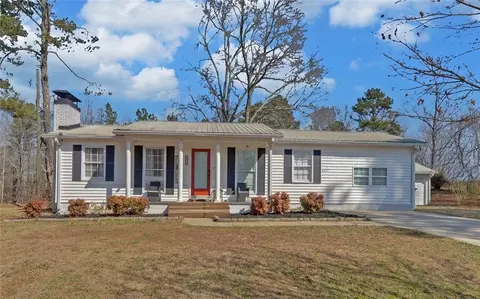 5440 Little Dr, Murrayville, GA 30564