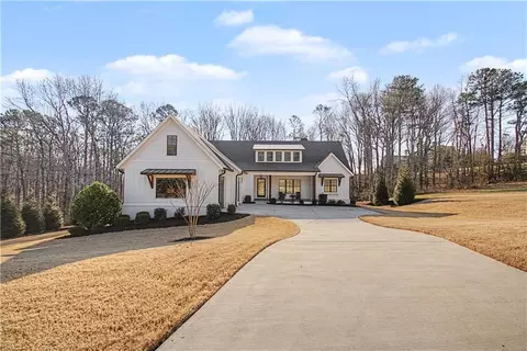 5306 Weeping Creek Trl, Flowery Branch, GA 30542
