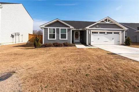 377 Cartecay Dr, Calhoun, GA 30701
