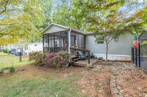 5535 Mount Shores Cir, Gainesville, GA 30506