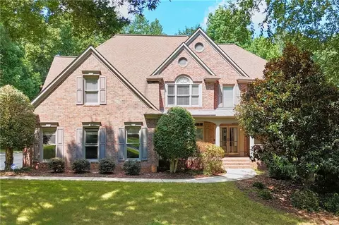 195 Woodcliff Ct, Suwanee, GA 30024