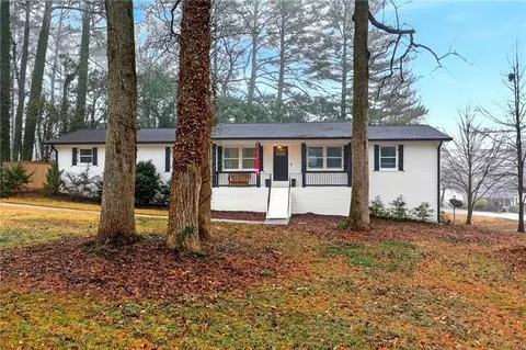 10 Valley Forest Ln SE, Smyrna, GA 30082