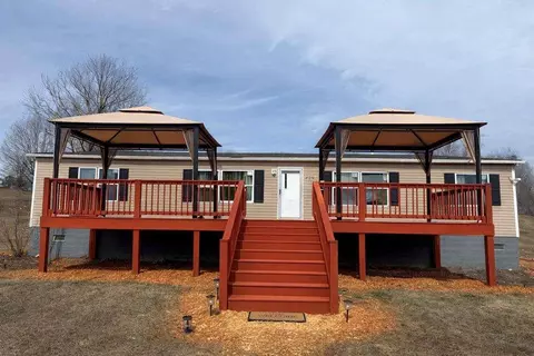450 Glenloch Rd, Roopville, GA 30170