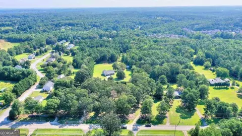 1042 Harbins Rd, Dacula, GA 30019